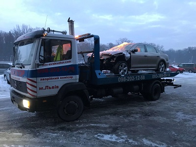 Евакуація авто та після ДТП